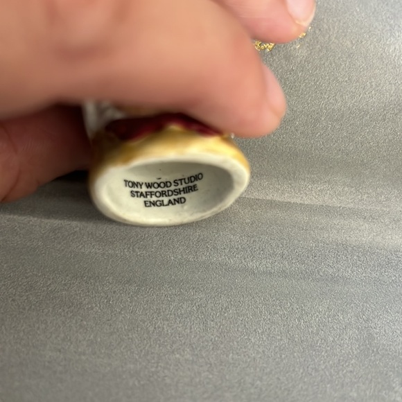 *Rare* Vintage Tony Wood Thimble - Picture 5 of 6